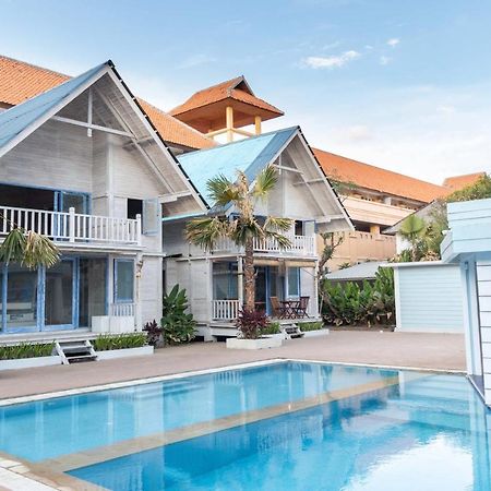 Seminyak Beach Hut Aparthotel Exterior foto